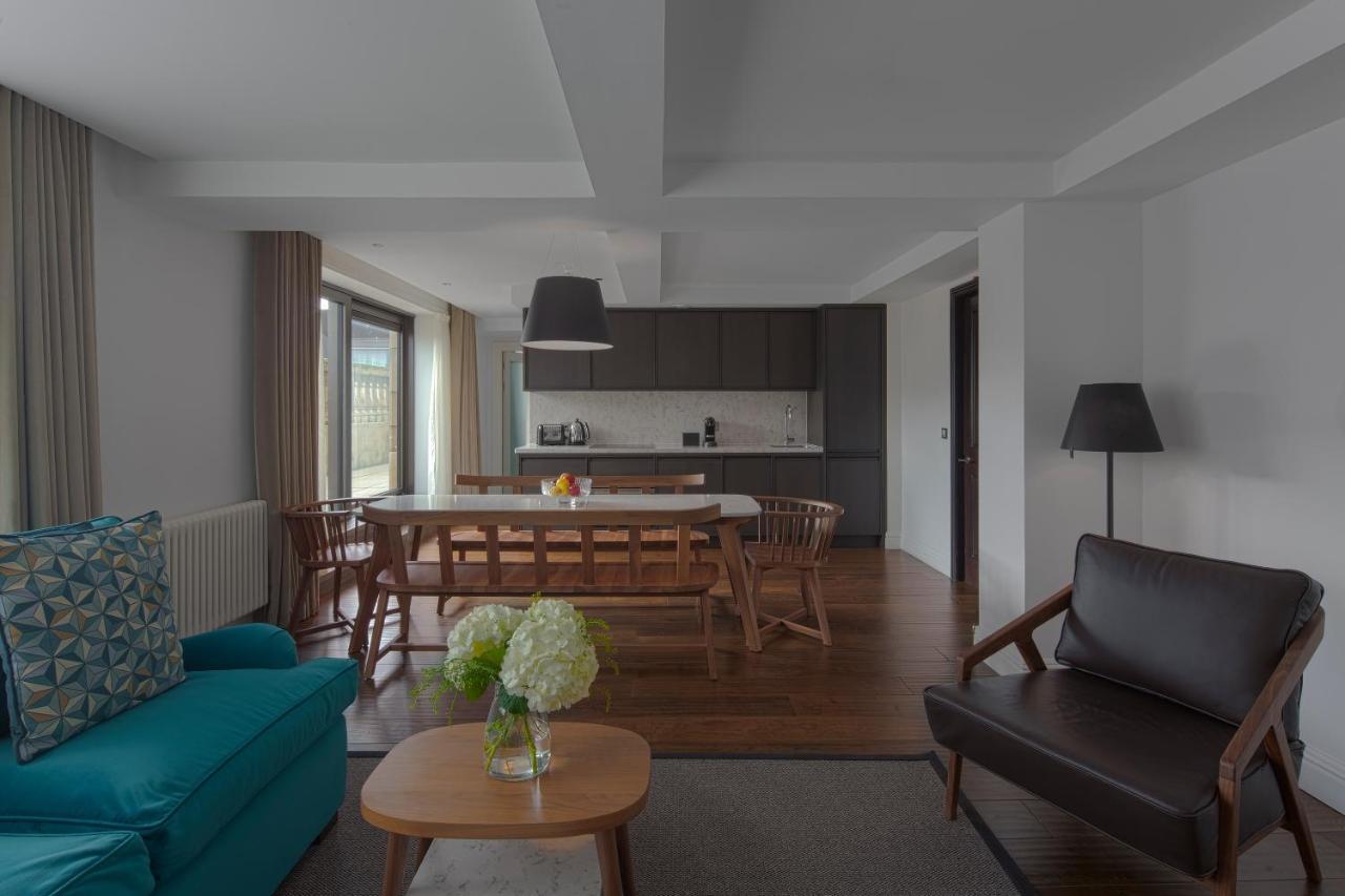 Aparthotel Cheval The Edinburgh Grand Exterior foto The interior of a typical apartment