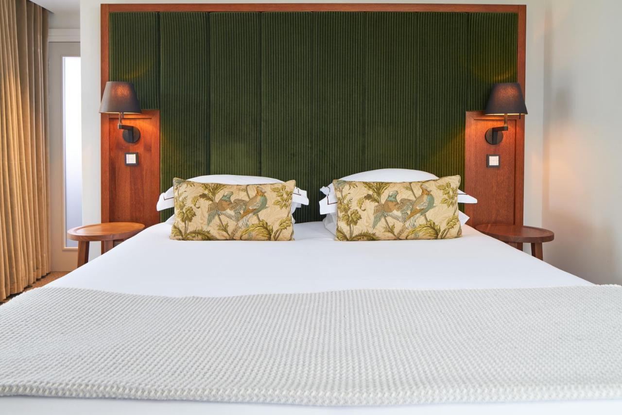 Aparthotel Cheval The Edinburgh Grand Exterior foto A bed with a mattress