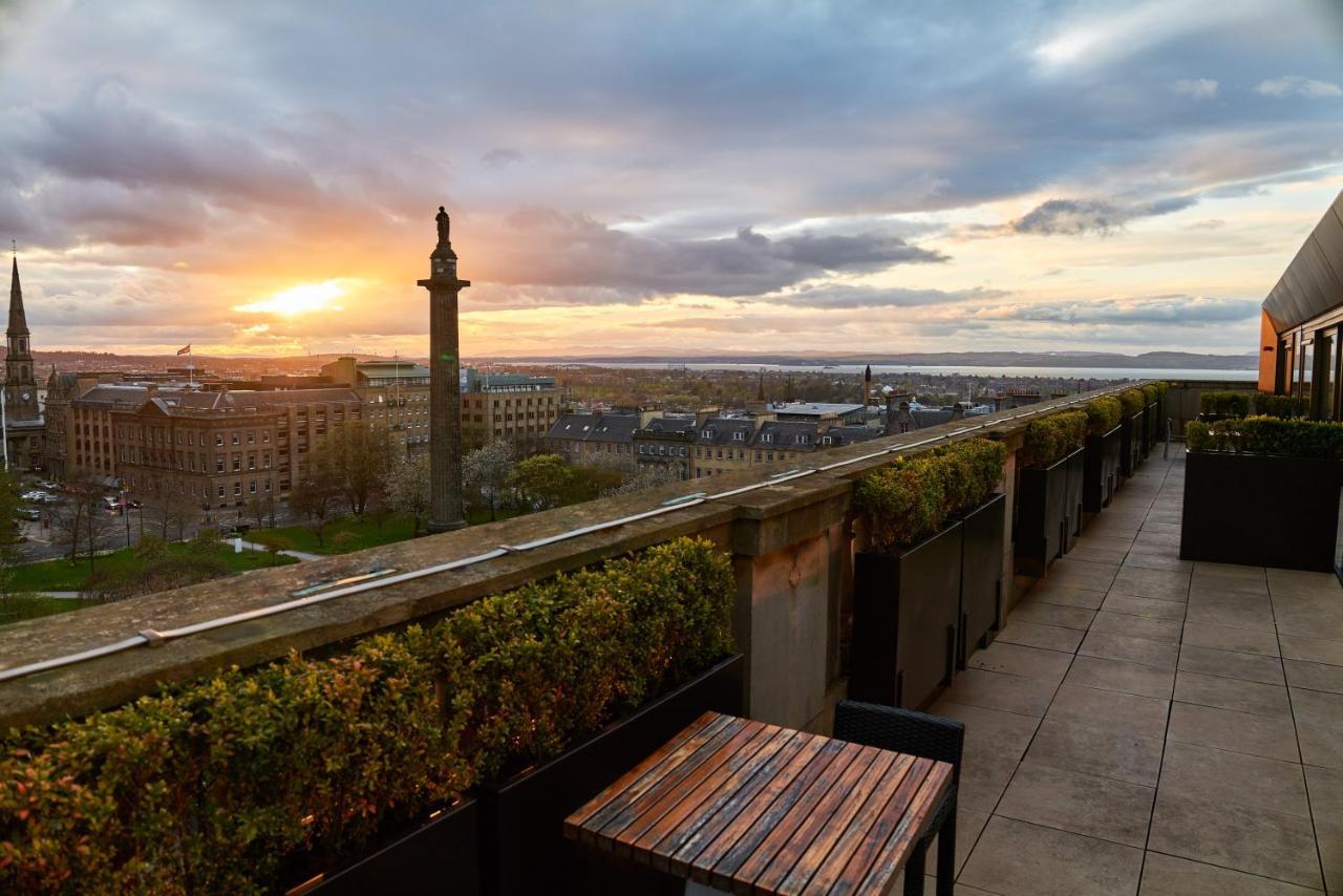 Aparthotel Cheval The Edinburgh Grand Exterior foto View from the rooftop of the Edinburgh Academy