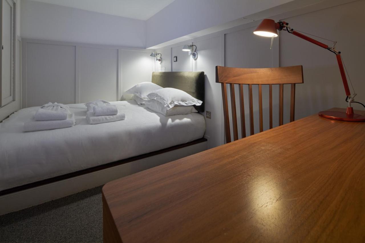 Aparthotel Cheval The Edinburgh Grand Exterior foto A room at the hotel